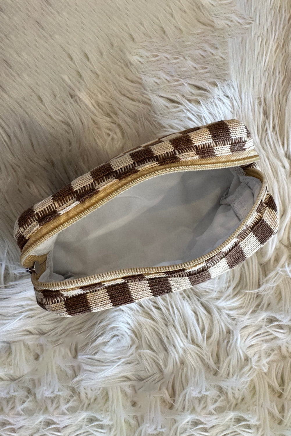 Light French Beige Checkered Knitted Zipper Makeup Bag