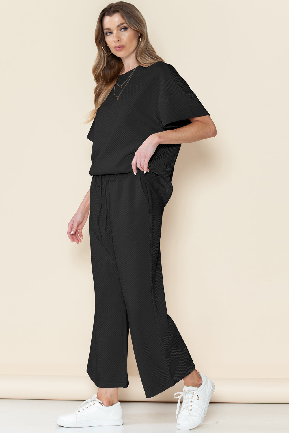 Black Textured Loose Fit T Shirt and Drawstring Pants Set