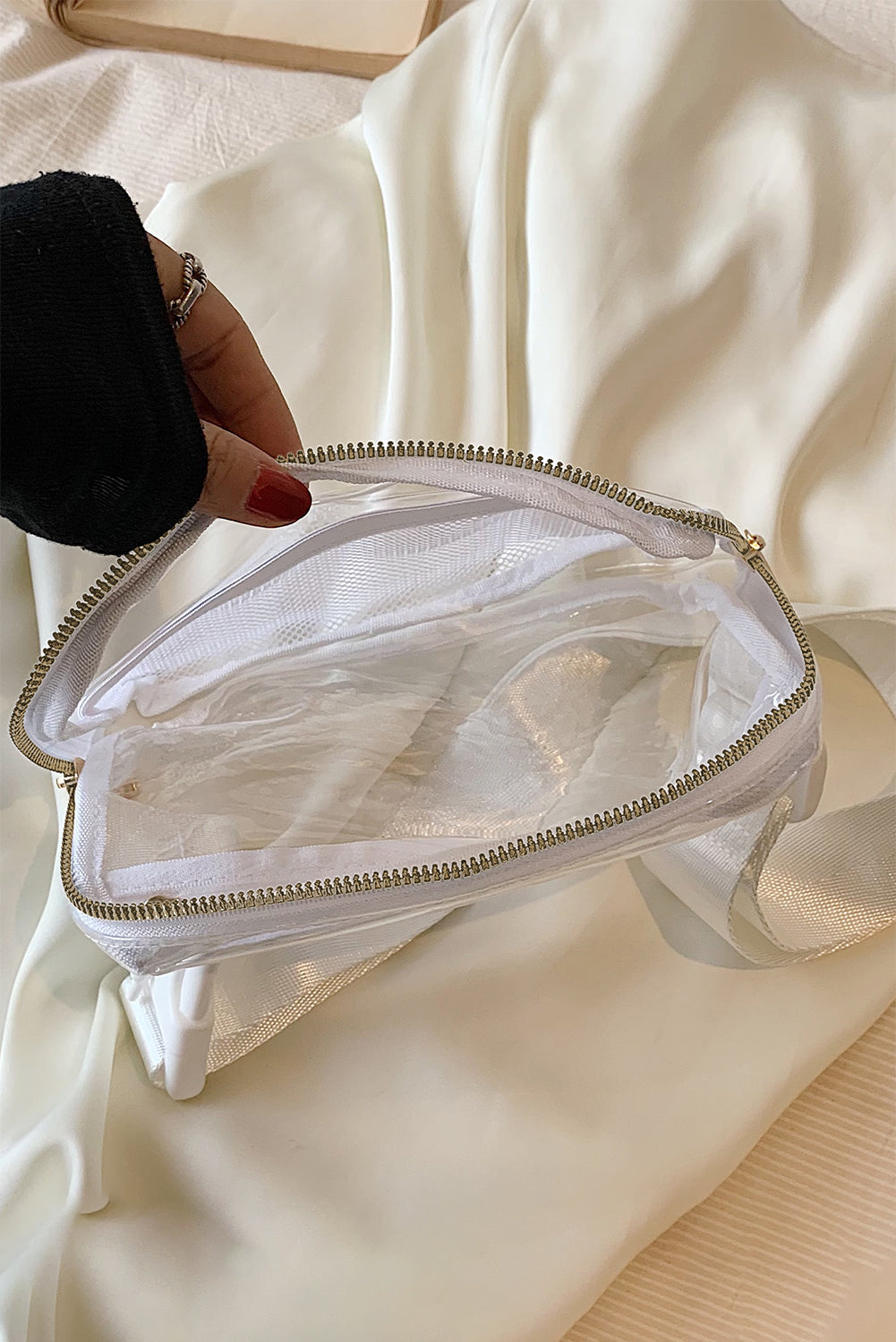 Bright White Adjustable Straps Zipper Clear Waist Bag