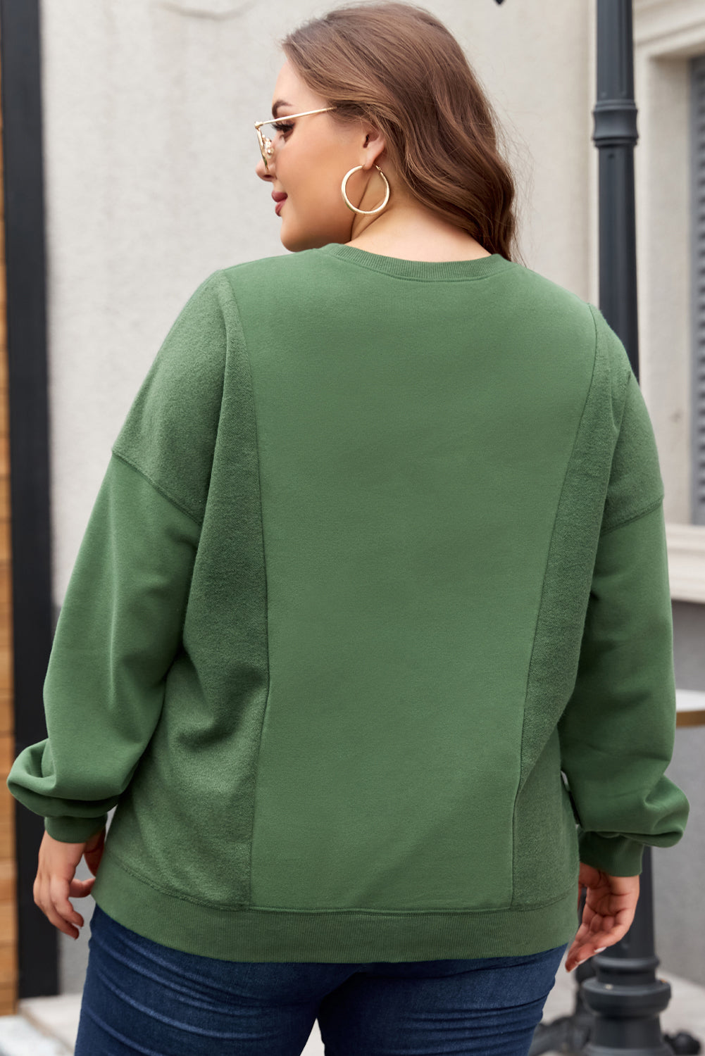 Blackish Green Loose Patchwork Crewneck Plus Size Sweatshirt