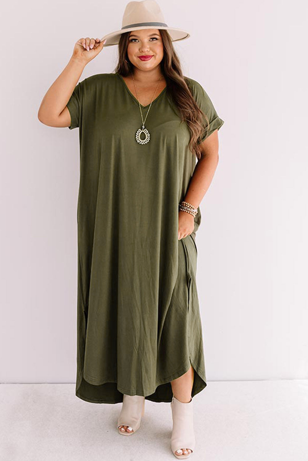 Green V Neck Rolled Cuffs Plus Size Maxi Dress