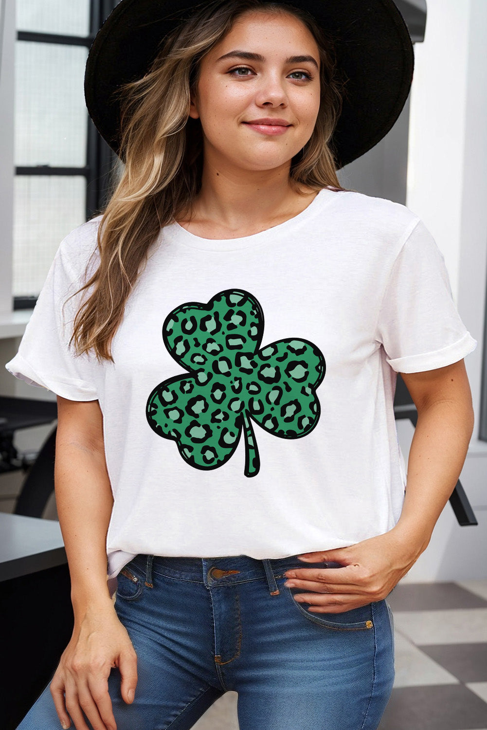 Black Casual Leopard Clover Plus Size Graphic Tee